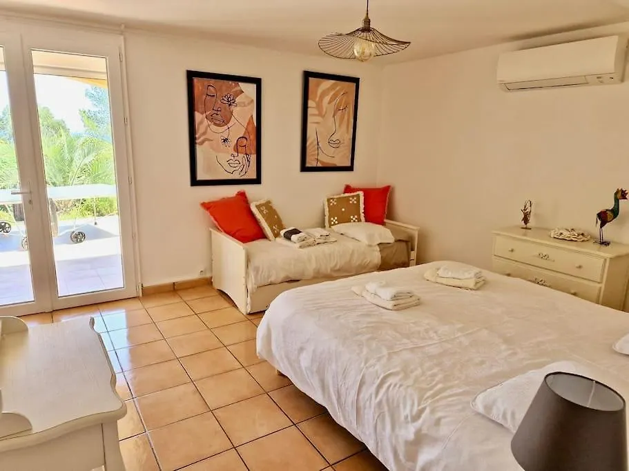 Villa 4 Etoiles , La Caravelle , Mer A 400 Metres , Ete Du Dimanche Au Dimanche Saint-Peire-sur-Mer France